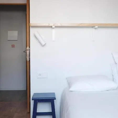 Lar Atlantica Hostel