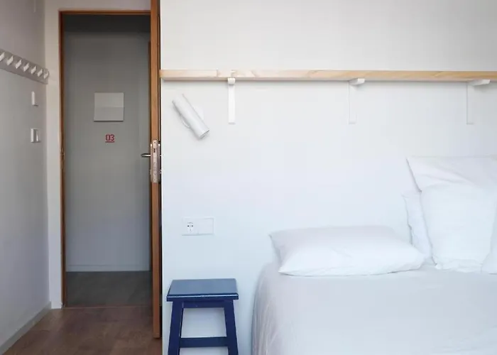 Lar Atlantica Hostel